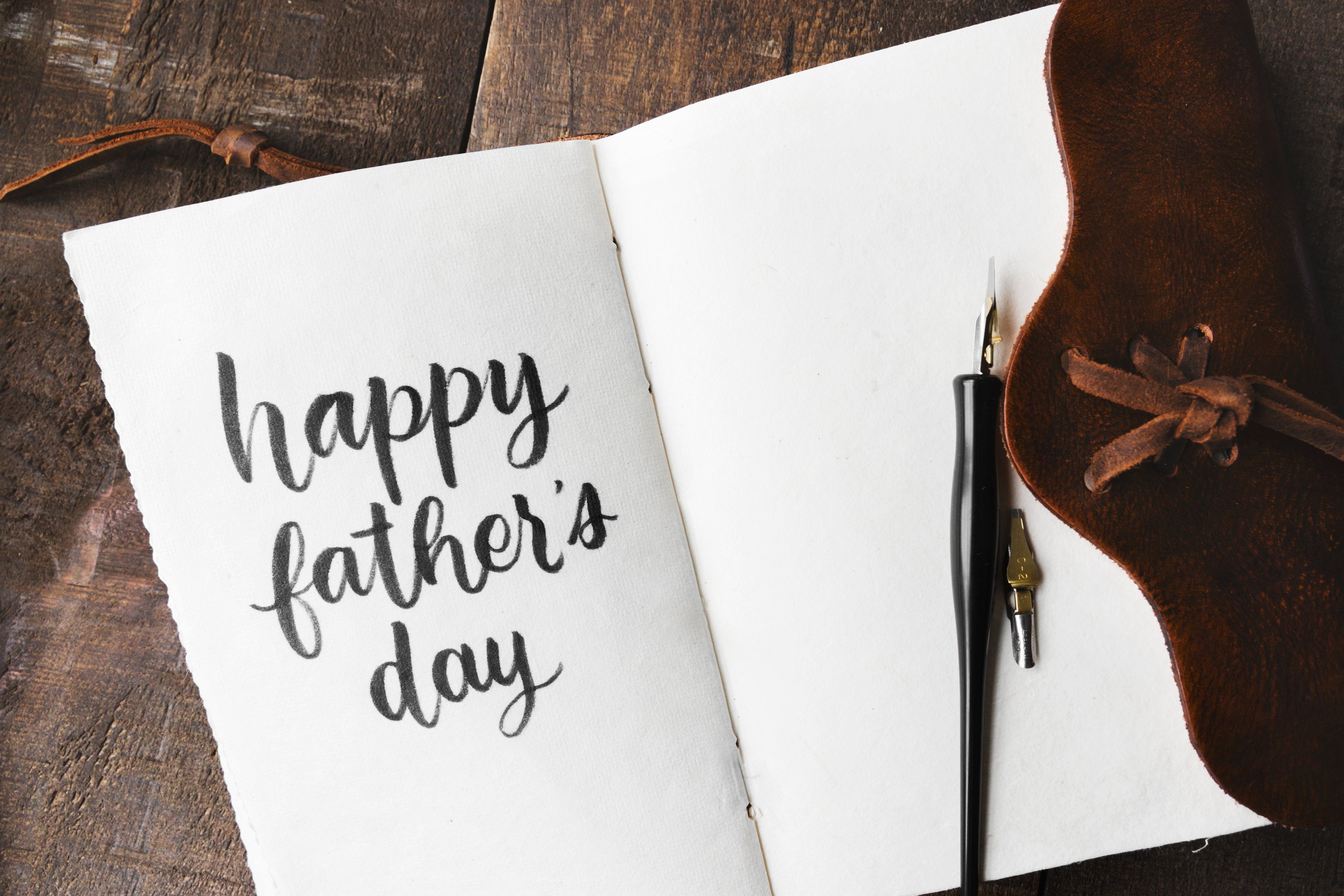 note saying happy father's day